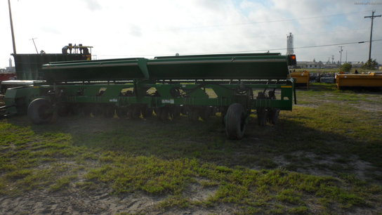 2009 Great Plains 2525P