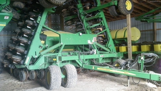 2003 John Deere 1890