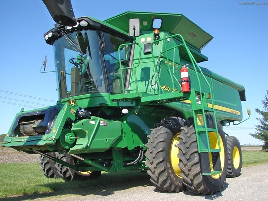 2010 John Deere 9570 STS