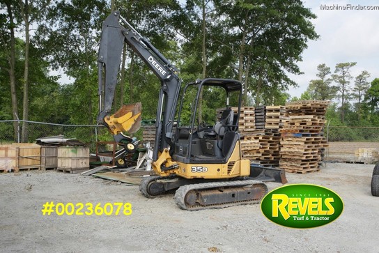 2006 John Deere 35D Compact Excavator