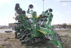  John Deere 1790