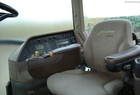 2002 John Deere 8220
