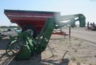  John Deere 746