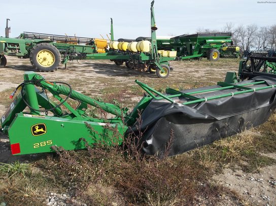 2012 John Deere 285