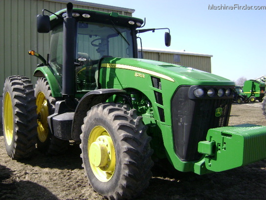 2010 John Deere 8270R
