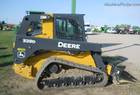  John Deere 329D