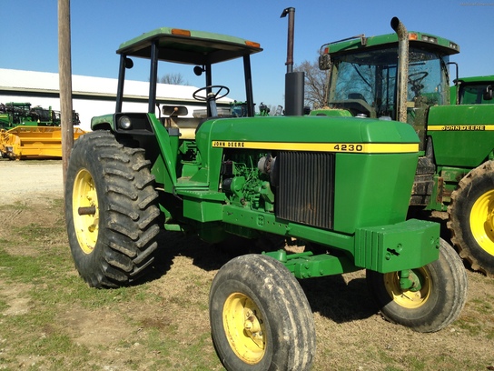 1974 John Deere 4230