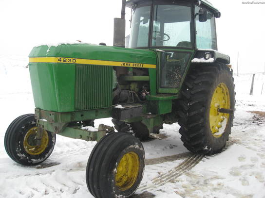 1973 John Deere 4230