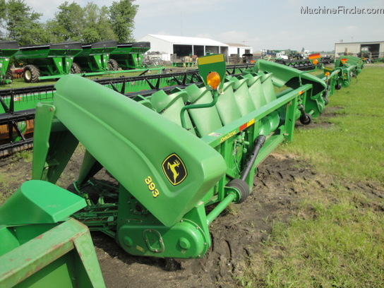 1998 John Deere 893