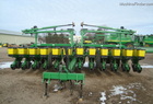 2004 John Deere 2422