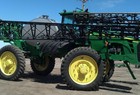 2009 John Deere 4930