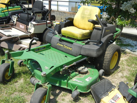 2003 John Deere 737