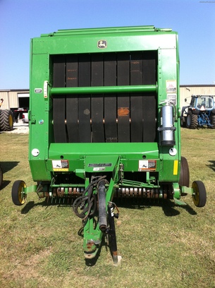 2003 John Deere 567