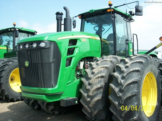 2011 John Deere 9530
