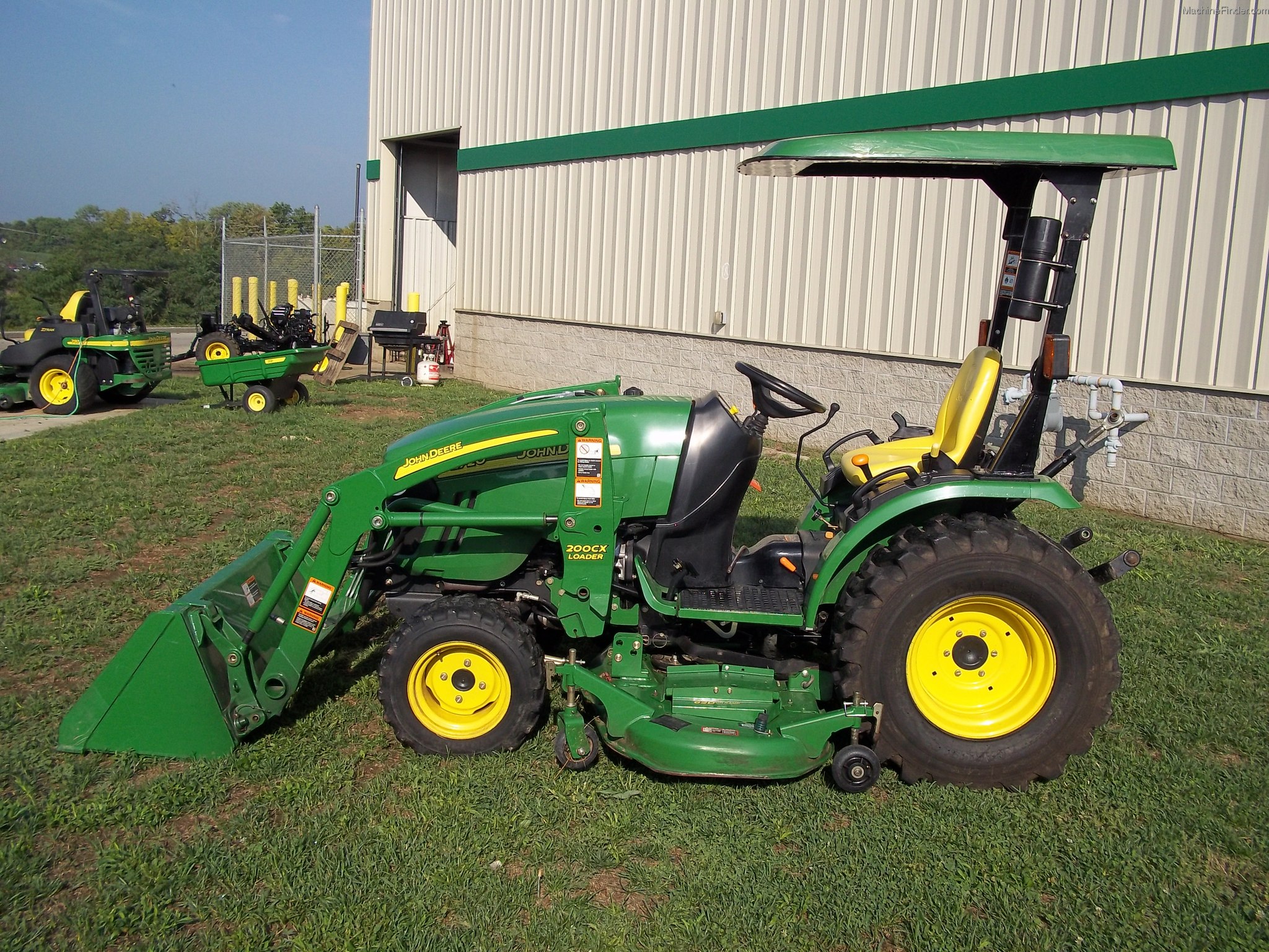 2008 John Deere 2720 CUT Tractors Compact (140hp.) John Deere