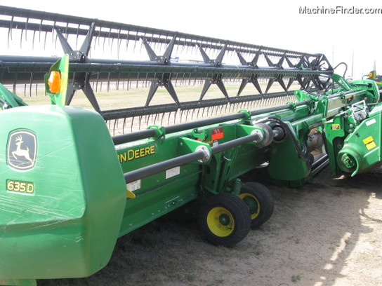 2011 John Deere 635D