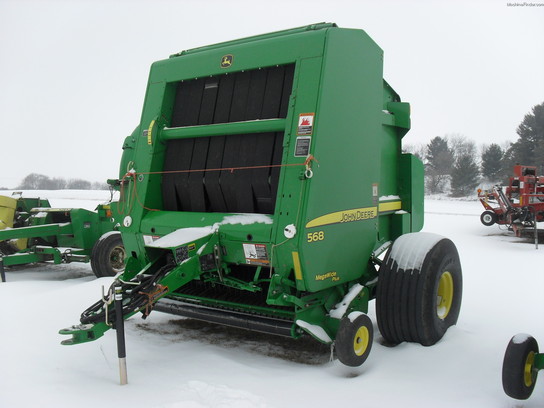 2012 John Deere 568
