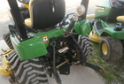 2004 John Deere 2210