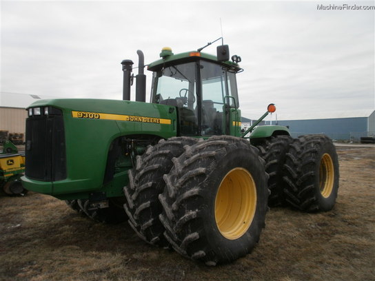 1998 John Deere 9300