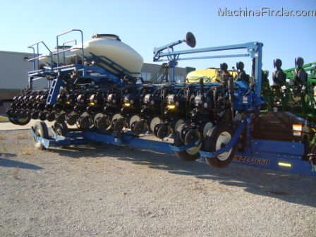 2009 Kinze 3660 16ROW