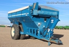 2000 Kinze 1040