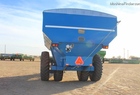 2000 Kinze 1040