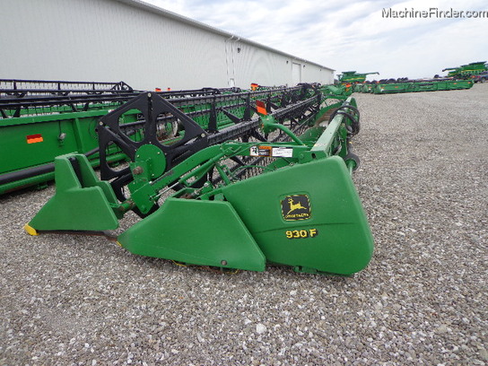 2001 John Deere 930