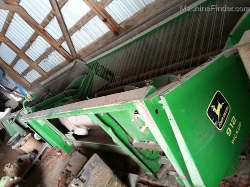  John Deere 212