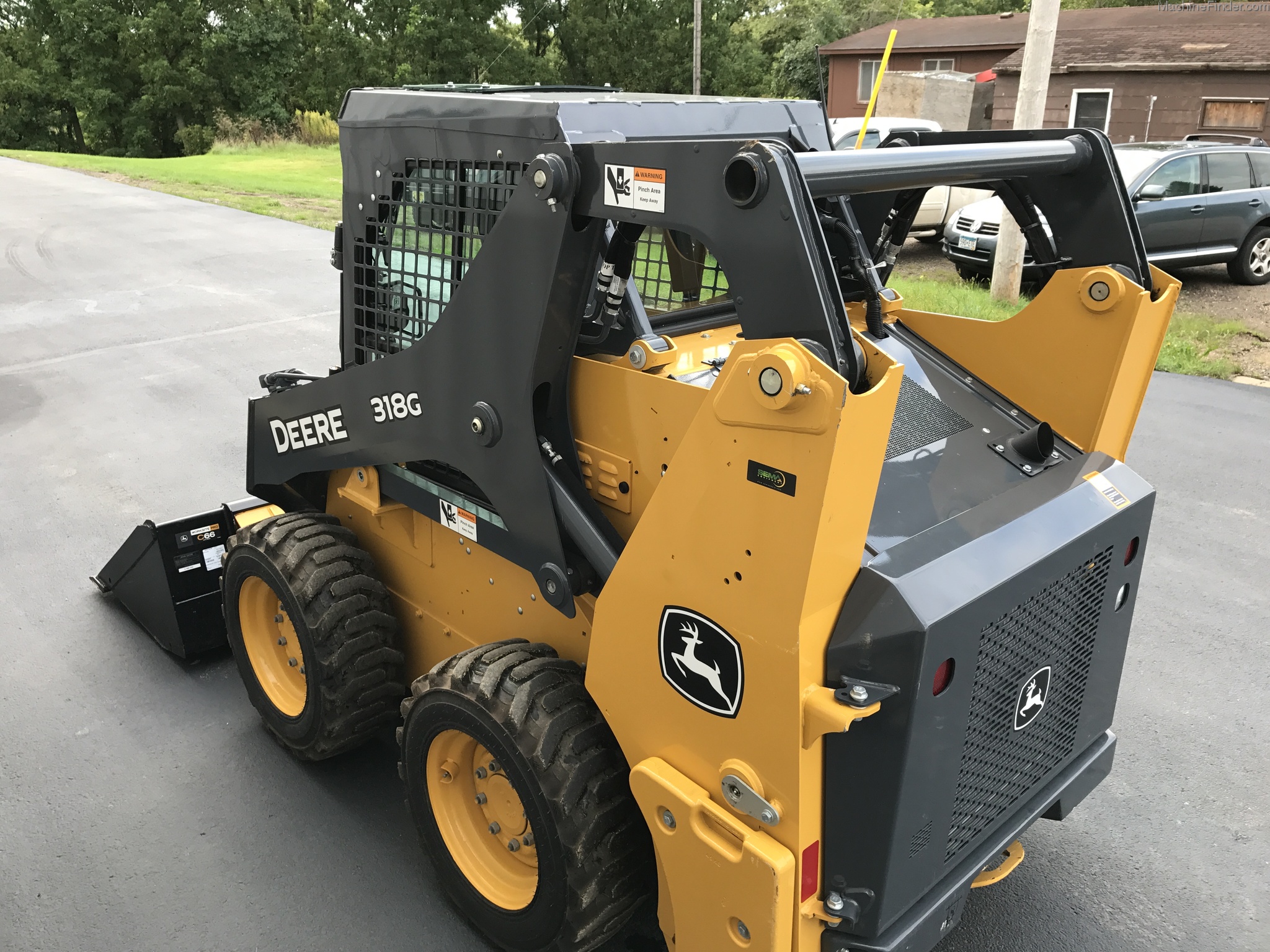 Equipment Details 2016 John Deere 318G