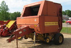 1995 New Holland 660