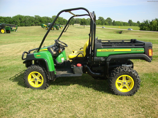 2011 John Deere 855D
