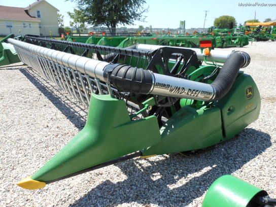 2005 John Deere 630F