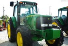 2005 John Deere 7520