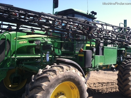 2011 John Deere 4830