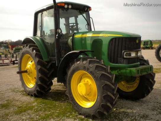 2003 John Deere 7520