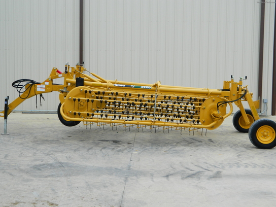 2012 Vermeer R2300