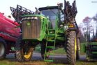 2009 John Deere 4930