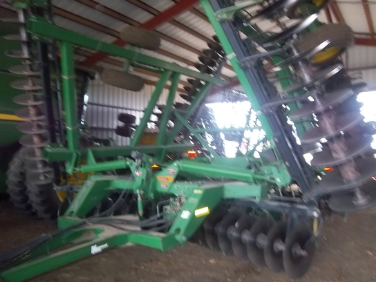 2002 John Deere 637