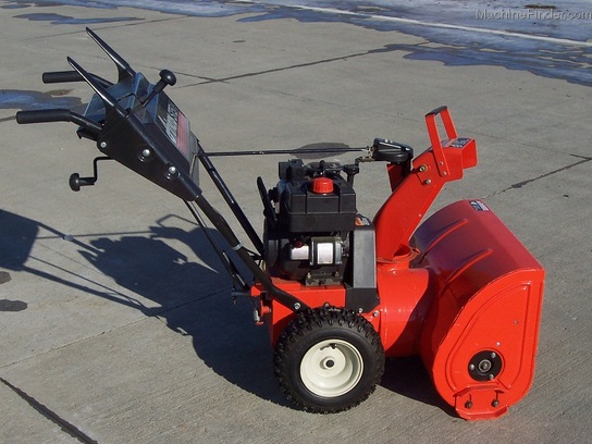 1991 Ariens ST524 Snowblower with electric start
