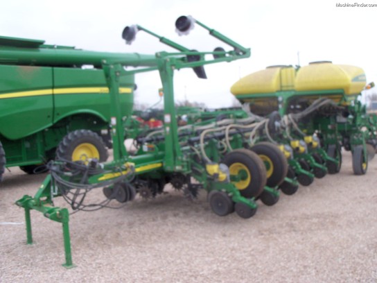 2008 John Deere 1770NT