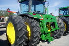 2000 John Deere 8410