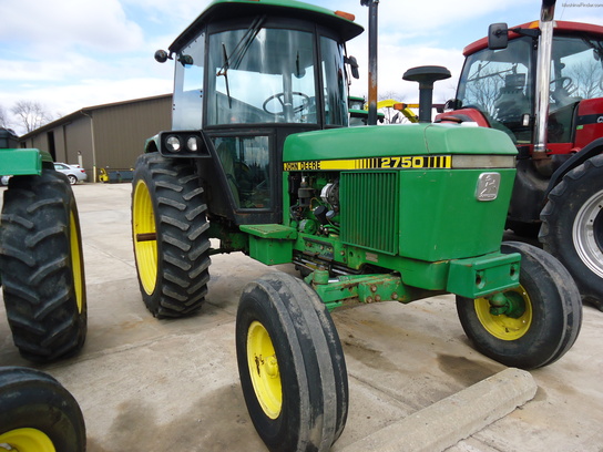 1984 John Deere 2750