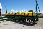 1993 John Deere 7200