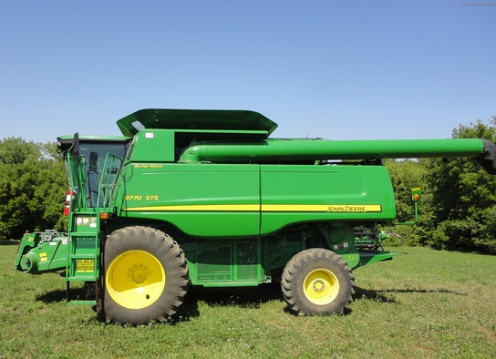 2009 John Deere 9770