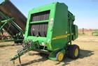 2003 John Deere 567