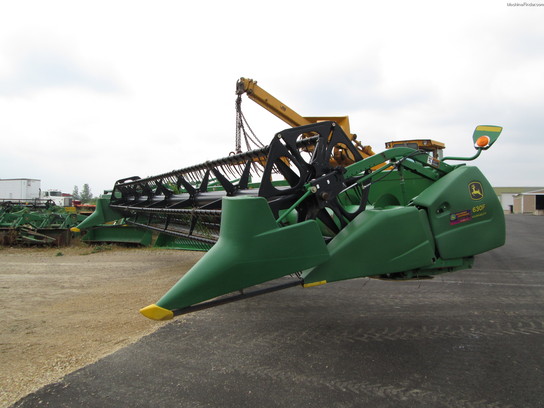 2006 John Deere 630F