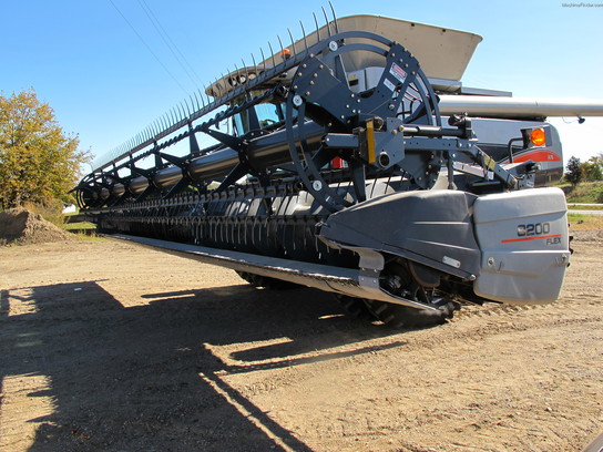 2010 Agco 8235