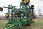  John Deere 2210