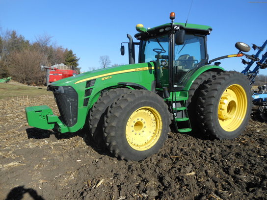 2010 John Deere 8320R