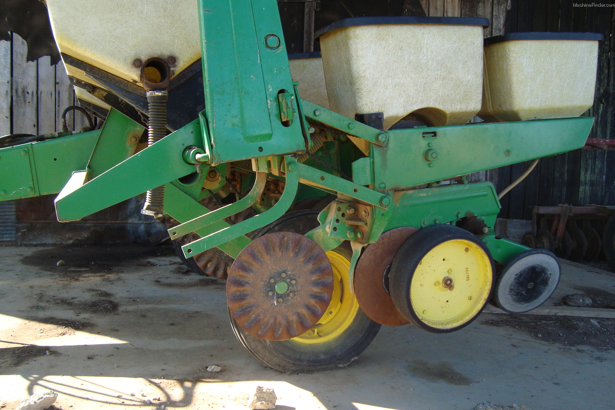John Deere 7000 Planting & Seeding Planters John Deere MachineFinder